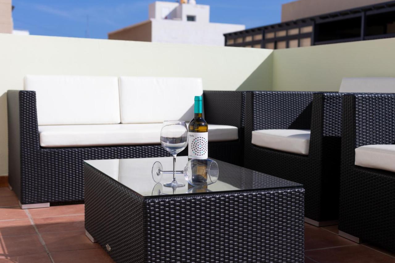 Rooms & Suites Terrace 3A Арресифе Экстерьер фото